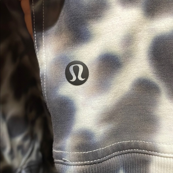 lululemon athletica Black and White Sweaters - Picture 2 of 6